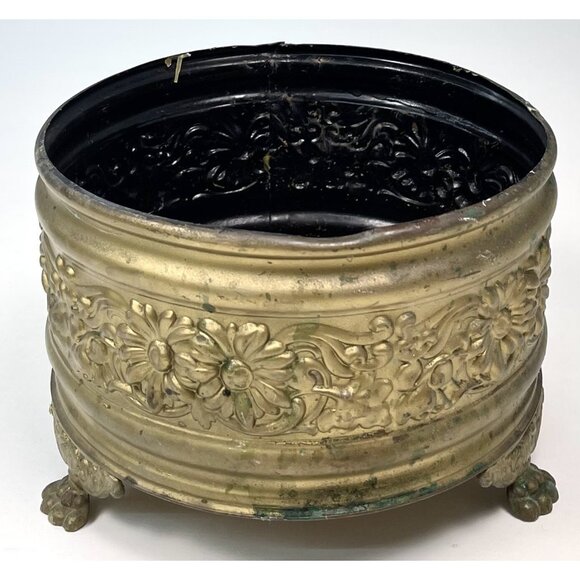 VTG 7"x5" Round Gold Painted Metal Footed PLANTER Pot Embossed Daisies Flowers - Picture 1 of 5